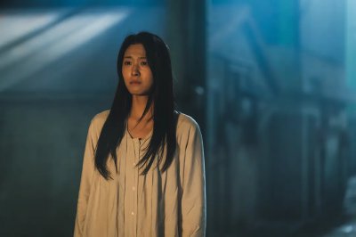 探索韩剧《照明商店》：感动与悬疑并存的暖心之旅