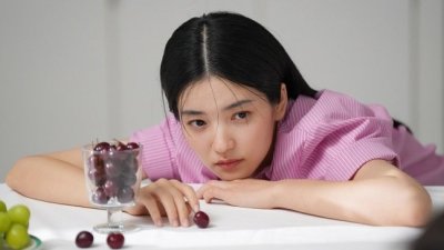 《放学后戏剧班》将成为金泰梨出道10年来首次出演的综艺节目，下乡教&ldquo;书&rdquo;综艺的魅力是？